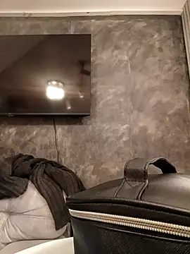 IsisBlake online show from January 16, 2026, 5:50 pm