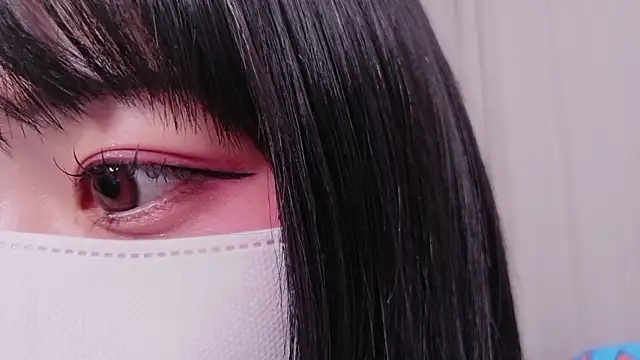 Mia--meow online show from December 21, 2025, 12:56 pm