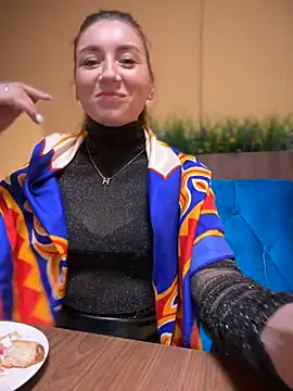 Crazy-Rosa online show from December 25, 2024, 2:45 pm