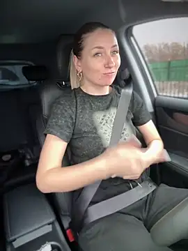 Crazy-Rosa online show from March 8, 2025, 11:05 am