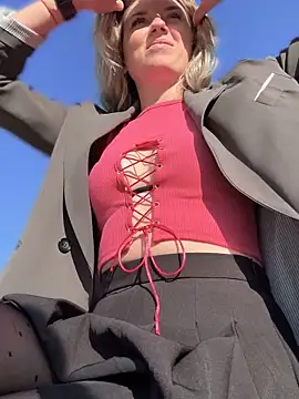 Crazy-Rosa online show from September 14, 2025, 3:27 am