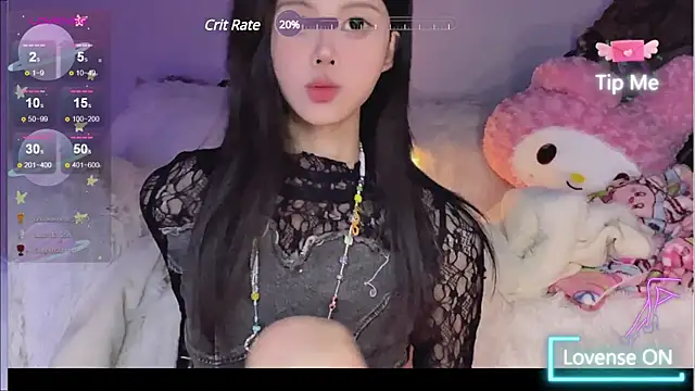 Snapshot of O0_0Q chatting on December 20, 2024, 4:14 pm O0 0Q online show from December 20, 2024, 4:14 pm