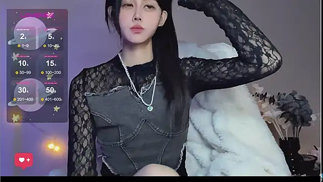 Snapshot of O0_0Q chatting on December 29, 2024, 4:08 pm O0 0Q online show from December 29, 2024, 4:08 pm