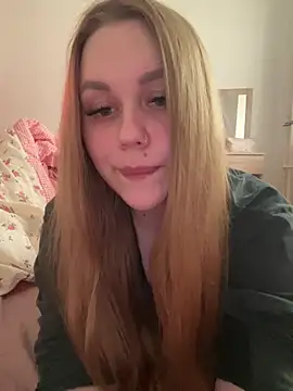 Marylallka5 online show from May 31, 2026, 7:04 am