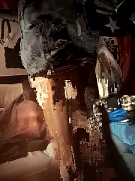 Snapshot of Gillygilly76 chatting on February 12, 2026, 7:25 am Gillygilly76 online show from February 12, 2026, 7:25 am