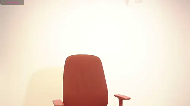 MelissaWaldorf online show from April 3, 2026, 2:53 am