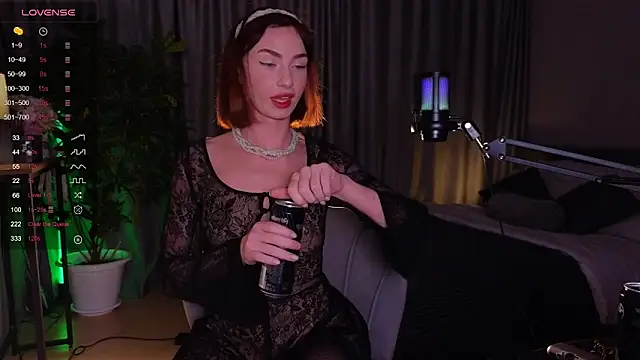 GeraTender1 online show from February 25, 2026, 7:12 pm