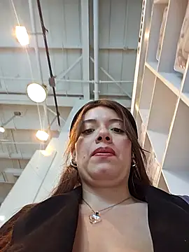 Snapshot of valery_mora chatting on February 27, 2025, 4:43 pm valery mora online show from February 27, 2025, 4:43 pm