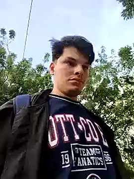  Ottis  online show from September 17, 2025, 9:27 pm