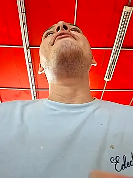  Ottis  online show from November 21, 2025, 5:33 pm