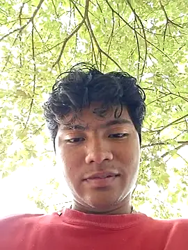 Snapshot of _Ottis_ chatting on February 1, 2026, 7:34 pm Ottis online show from February 1, 2026, 7:34 pm