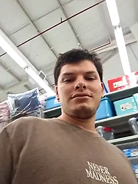 Snapshot of _Ottis_ chatting on February 17, 2026, 7:20 pm Ottis online show from February 17, 2026, 7:20 pm