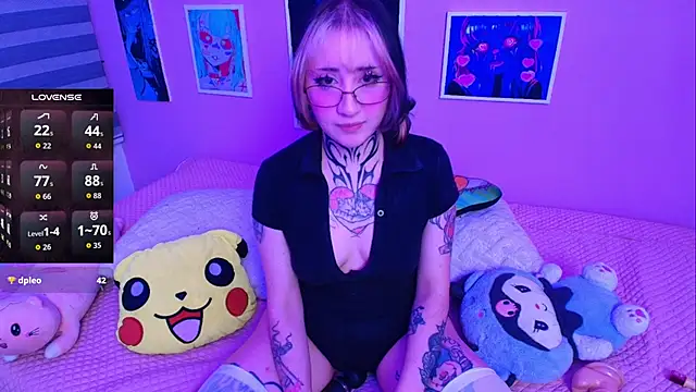 Miwa violet online show from February 20, 2026, 6:26 am