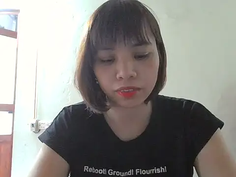 Angela-Eira online show from September 19, 2025, 8:49 am