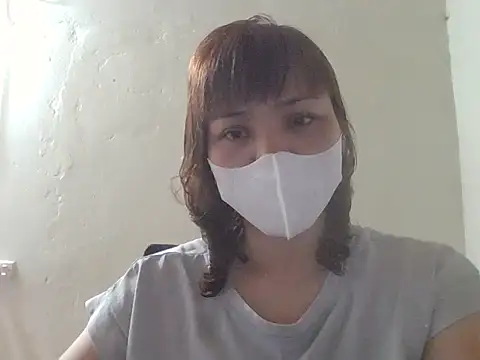 Angela-Eira online show from May 4, 2026, 11:06 am