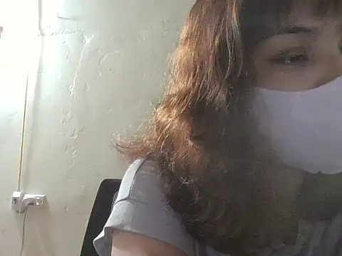 Angela-Eira online show from May 10, 2026, 9:31 pm