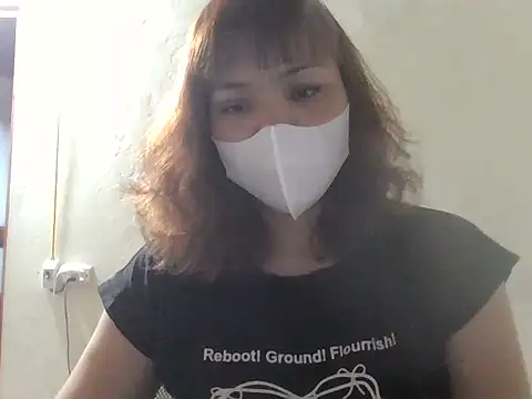 Angela-Eira online show from May 13, 2026, 8:27 pm