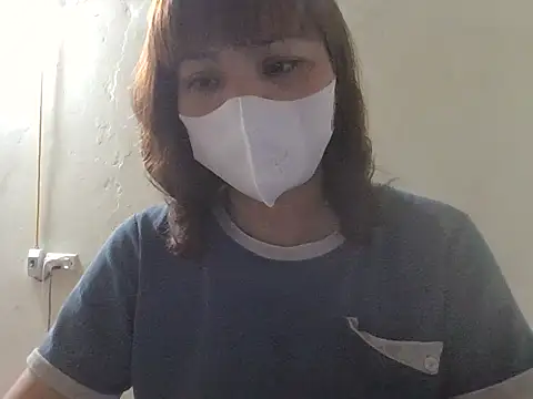 Angela-Eira online show from May 23, 2026, 8:46 pm
