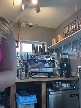 Snapshot of delicioussdixie chatting on February 22, 2025, 7:03 pm delicioussdixie online show from February 22, 2025, 7:03 pm