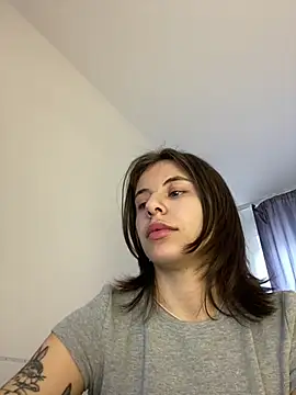 MazzyDoll online show from March 5, 2025, 8:00 am