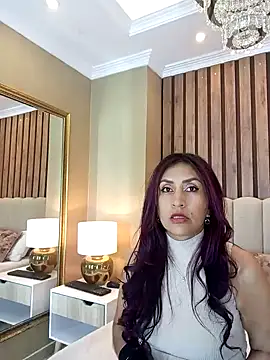 MonicaMoret online show from January 31, 2025, 12:07 pm