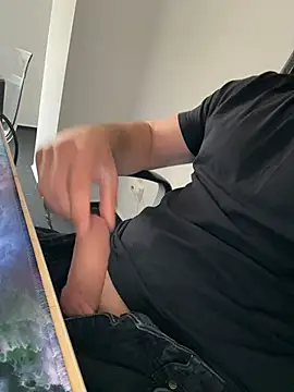 wlads3009 online show from March 23, 2026, 1:15 pm