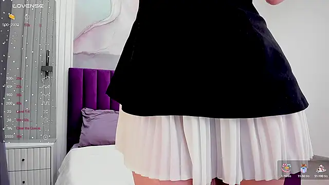 Kelly Cuutie online show from January 28, 2025, 9:51 am