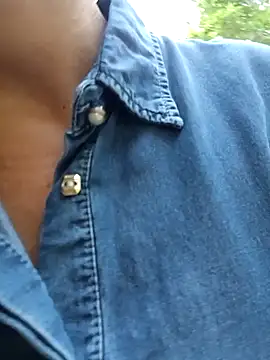 Snapshot of Fulopp15 chatting on January 26, 2025, 1:36 pm Fulopp15 online show from January 26, 2025, 1:36 pm