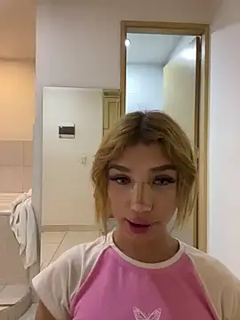 Snapshot of manely1 chatting on January 6, 2025, 11:18 am manely1 online show from January 6, 2025, 11:18 am