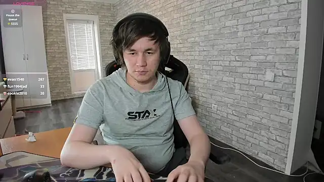 Snapshot of iliaskrislove chatting on March 3, 2025, 11:22 am iliaskrislove online show from March 3, 2025, 11:22 am