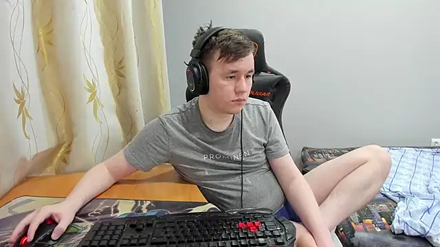 iliaskrislove online show from May 3, 2026, 4:46 pm