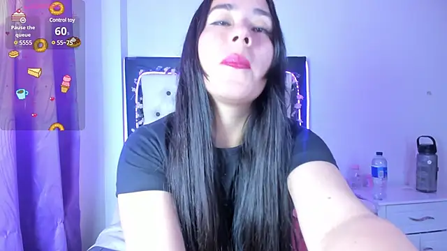 Veeronica Smith online show from February 4, 2025, 1:27 pm