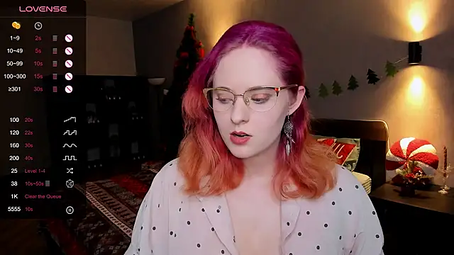 Snapshot of Aemilia_ chatting on January 8, 2025, 12:15 pm Aemilia online show from January 8, 2025, 12:15 pm