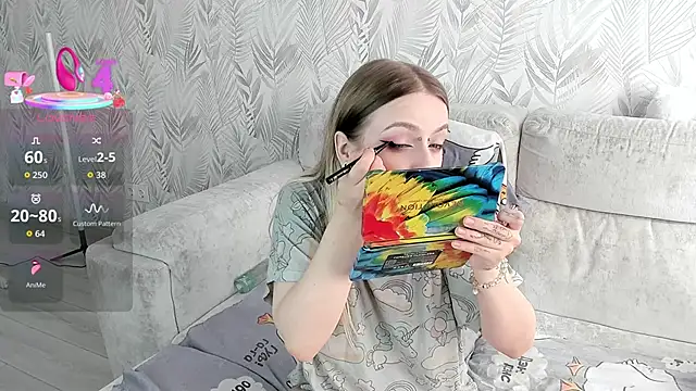 Alice Halle online show from March 21, 2026, 8:19 am