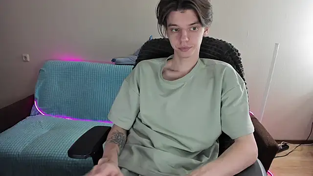 Liam sexy1 online show from February 11, 2025, 1:09 pm