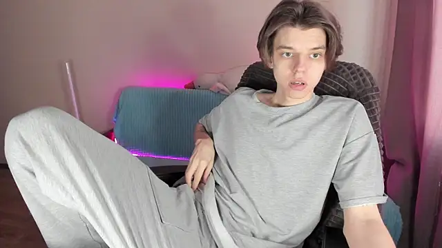 Liam sexy1 online show from February 26, 2025, 2:14 pm