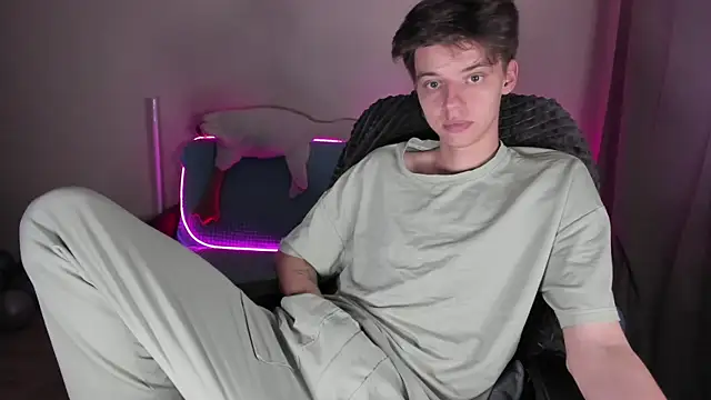 Liam sexy1 online show from October 14, 2025, 2:18 pm