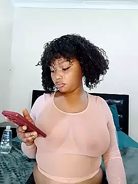 Snapshot of Sugartonguexx chatting on November 9, 2025, 7:56 pm Sugartonguexx online show from November 9, 2025, 7:56 pm