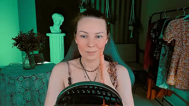 Snapshot of VandaRossi chatting on December 26, 2024, 9:11 am VandaRossi online show from December 26, 2024, 9:11 am