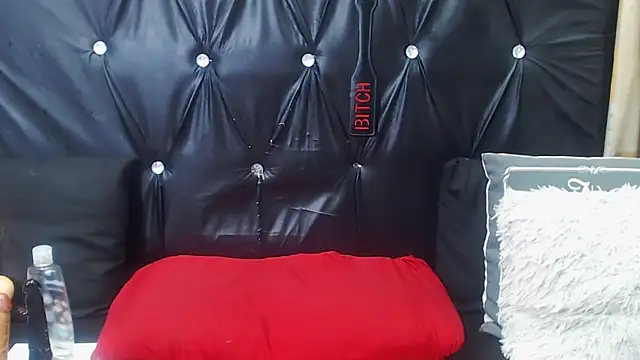 Snapshot of spicydiver38 chatting on November 23, 2025, 7:24 pm spicydiver38 online show from November 23, 2025, 7:24 pm