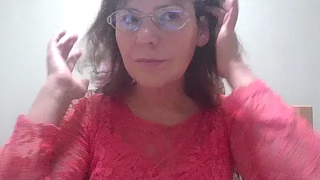 HollyJewel online show from November 12, 2025, 5:13 pm