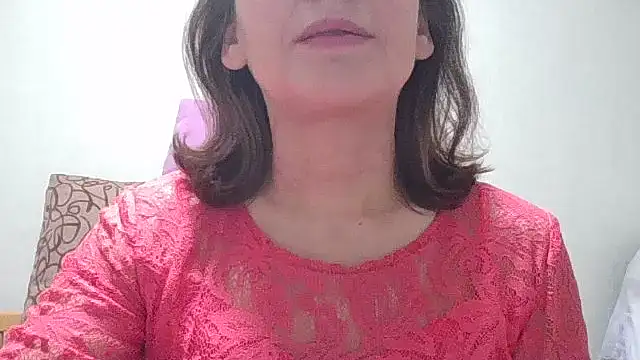 HollyJewel online show from December 19, 2025, 1:40 pm