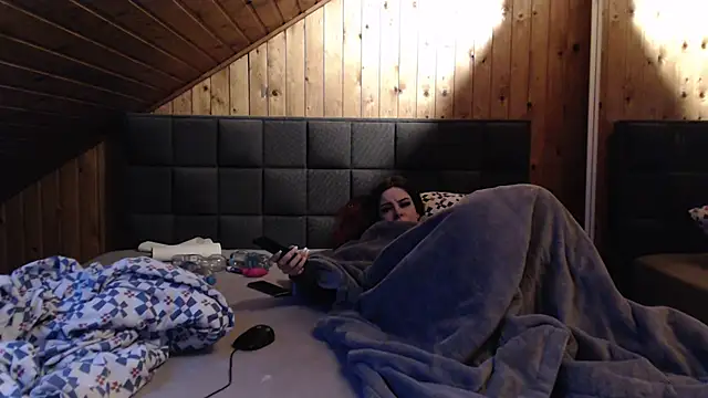 BoeseMoni1998 online show from February 10, 2025, 4:36 pm