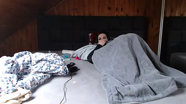 BoeseMoni1998 online show from February 11, 2025, 10:48 am