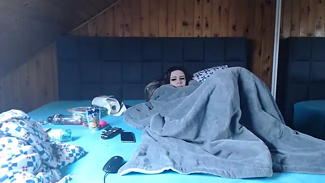 BoeseMoni1998 online show from March 14, 2025, 8:21 am