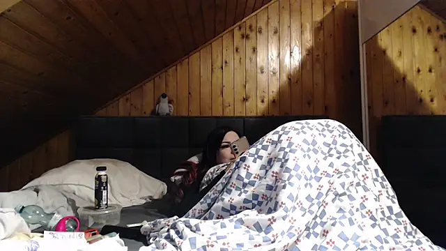 BoeseMoni1998 online show from October 26, 2025, 8:48 pm