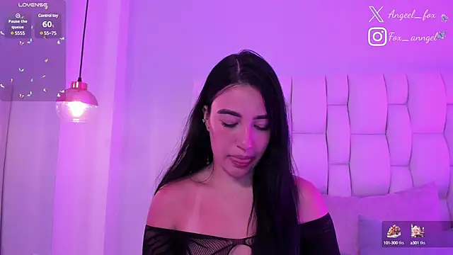 angeel fox online show from December 17, 2024, 6:24 am