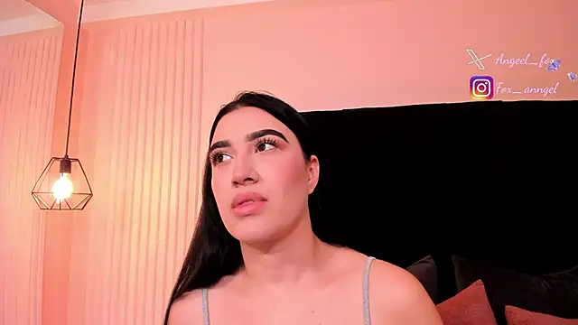 angeel fox online show from September 12, 2025, 2:22 am