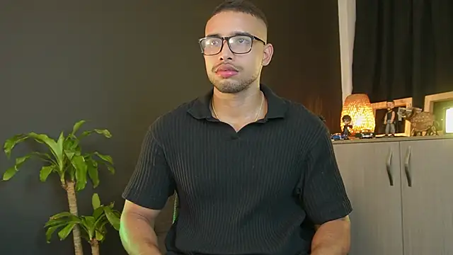 LincomAmith online show from January 18, 2026, 3:54 am