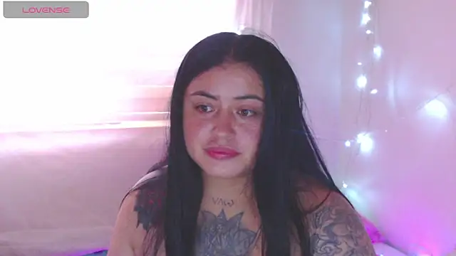 PamelaDoouce online show from March 17, 2025, 12:14 pm